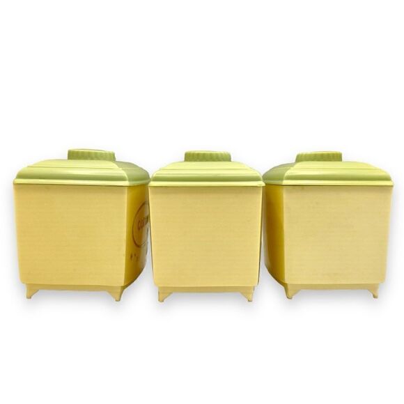 Vintage Baby Nursery Plastic Footed Organizing Jars Pale Yellow Green Lids - Picture 6 of 16
